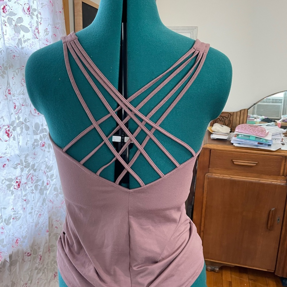Lot of TWO ALO yoga tops size small